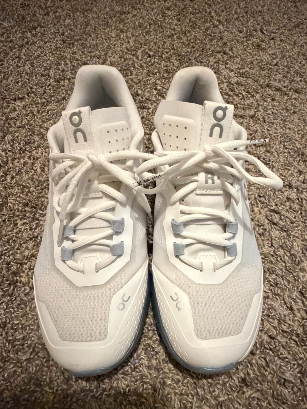 On Running Women’s White Low-Top Running Sneakers
